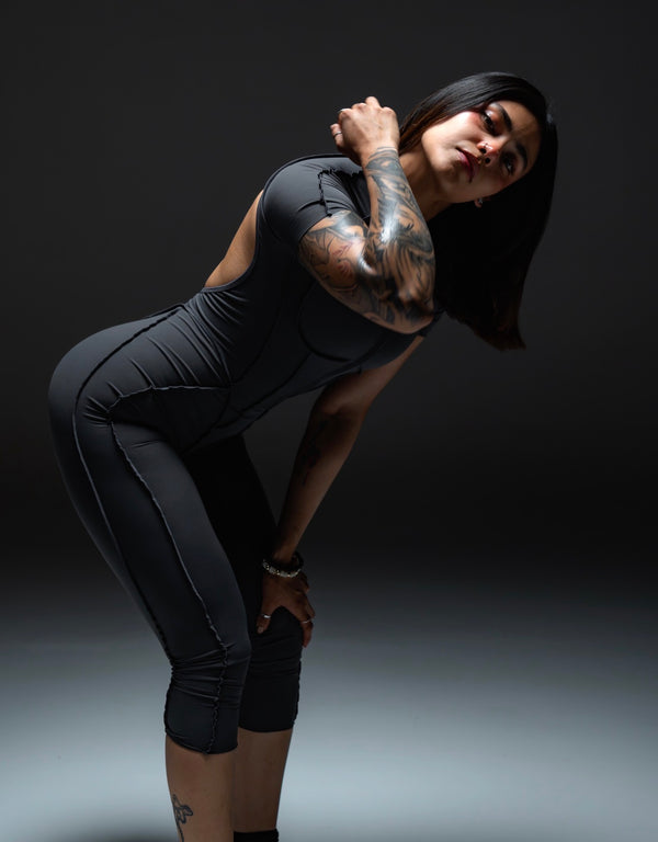 ENTERIZO ESPALDA DESCUBIERTA · LEGGIN